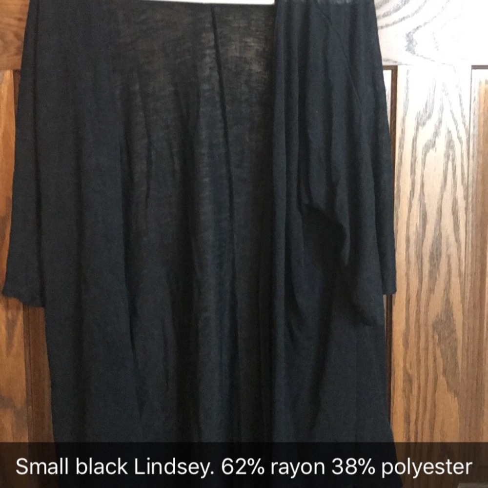 Small lularoe Lindsay